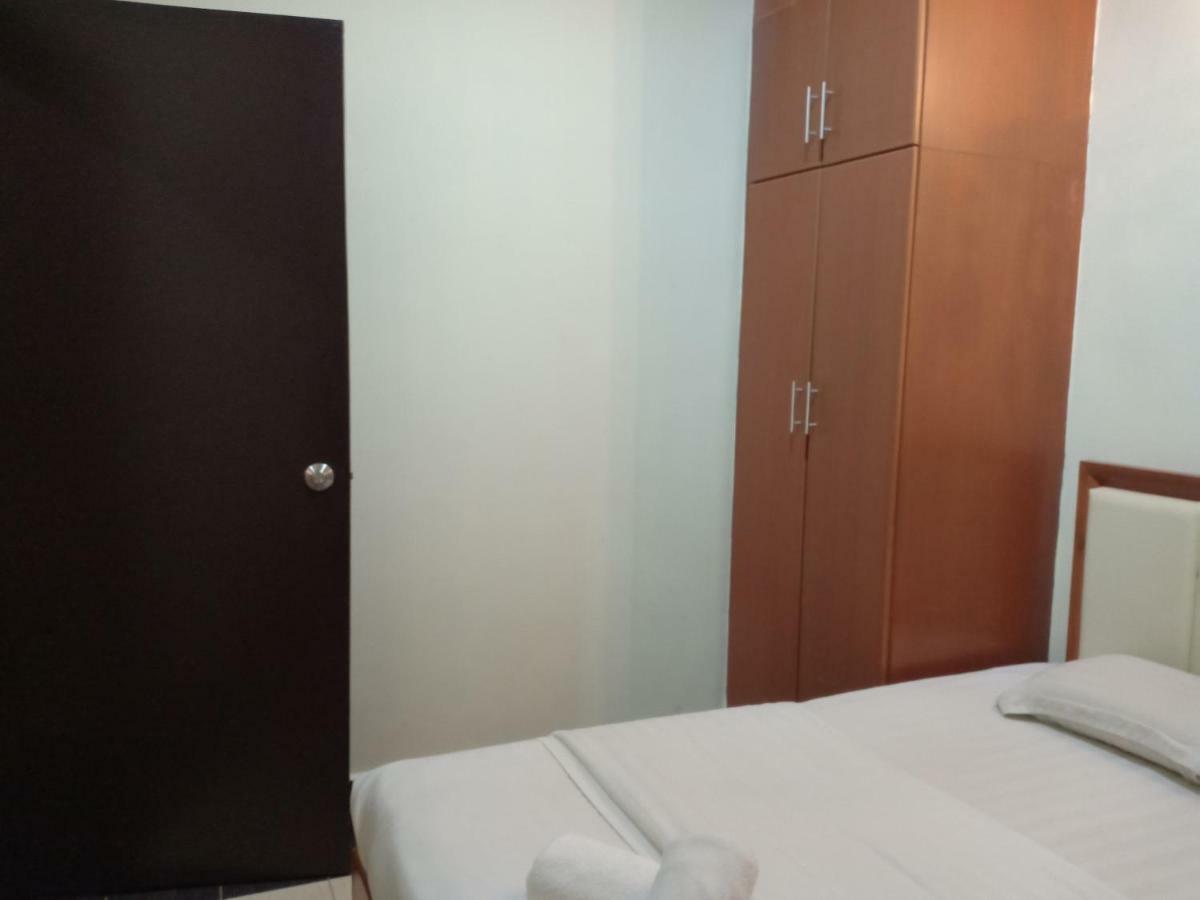 Tc Inn Business Hotel @ Seri Kembangan Buitenkant foto