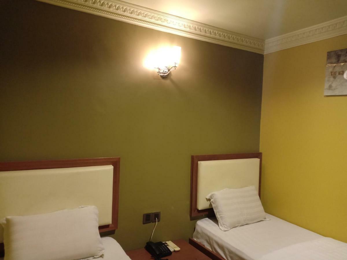 Tc Inn Business Hotel @ Seri Kembangan Buitenkant foto