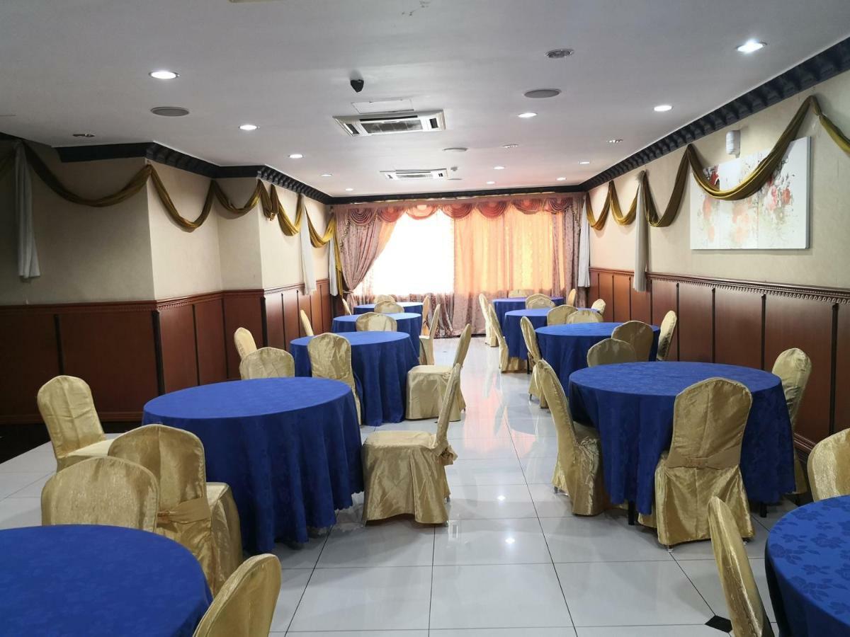 Tc Inn Business Hotel @ Seri Kembangan Buitenkant foto