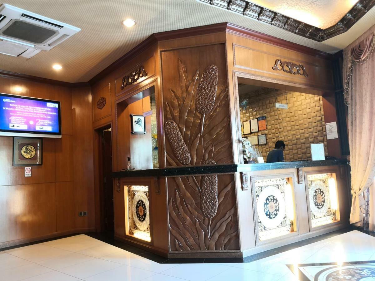Tc Inn Business Hotel @ Seri Kembangan Buitenkant foto
